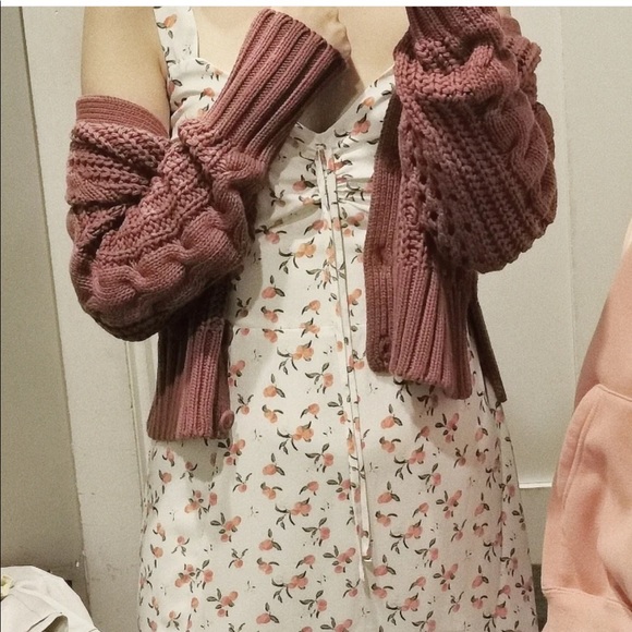 A&F Cinch-Front Midi Dress - Picture 2 of 5